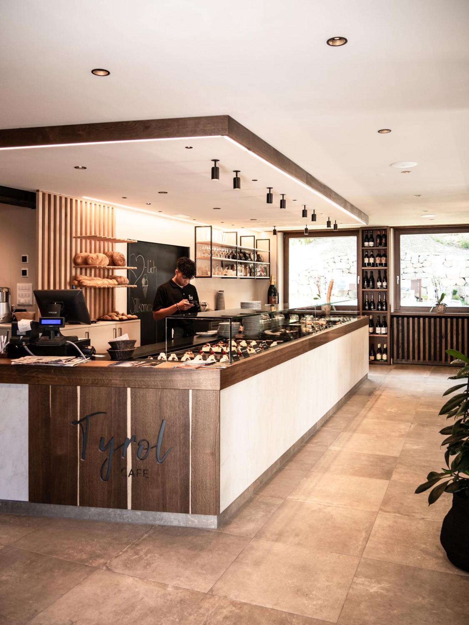 Tyrol Living & Cafe Apartamento Nova Levante Exterior foto